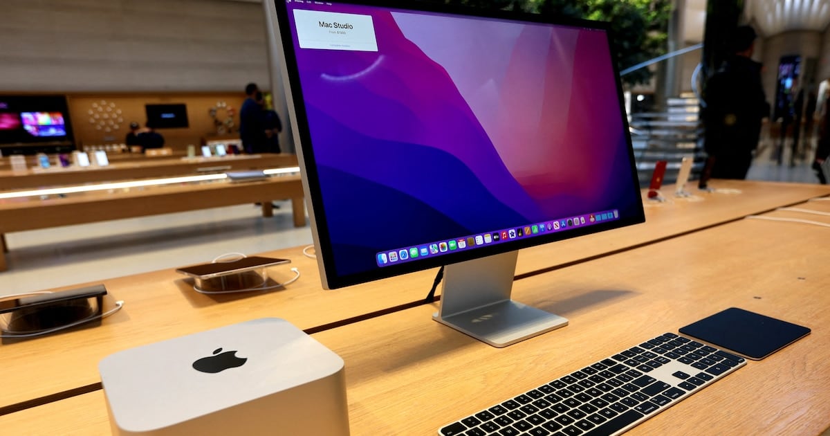 RemoveMacAI: cómo liberar hasta 12 gigas en una Mac apagando Apple Intelligence
