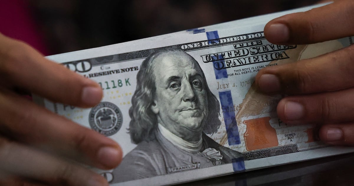 Cotizaciones del dólar: el Nación se mantuvo en $1.540 y el blue avanzó a $1.550