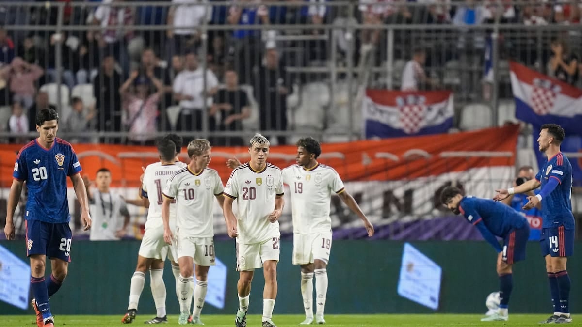 España lo dio vuelta ante Croacia a cuatro minutos del final y se afirma en la cima de la Nations League