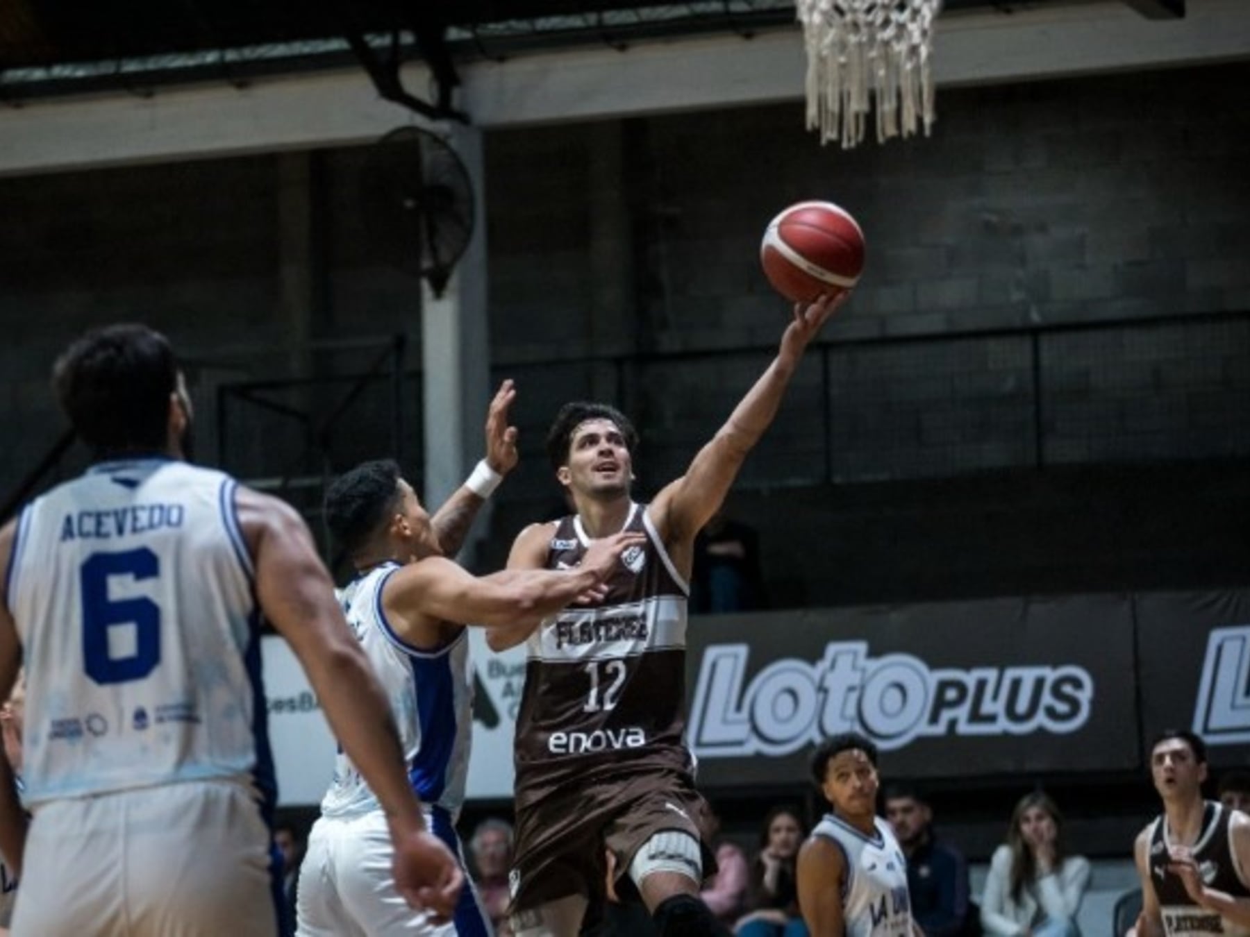 La Unión de Formosa se llevó un ajustado 90-86 de Vicente López y respira en la Liga Nacional