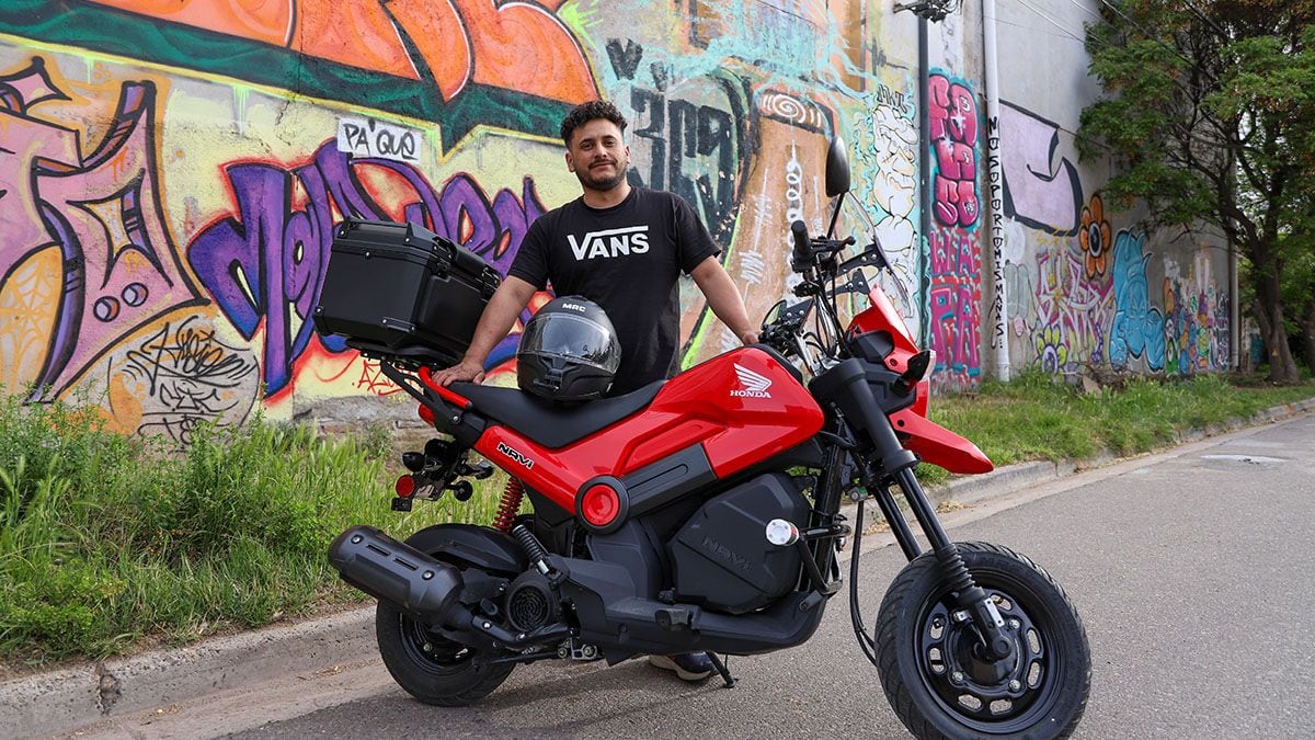 Un mecánico neuquino vende su taller, deja todo y se lanza en moto hasta Alaska: la ruta que arranca en la Patagonia y no tiene fecha de vuelta