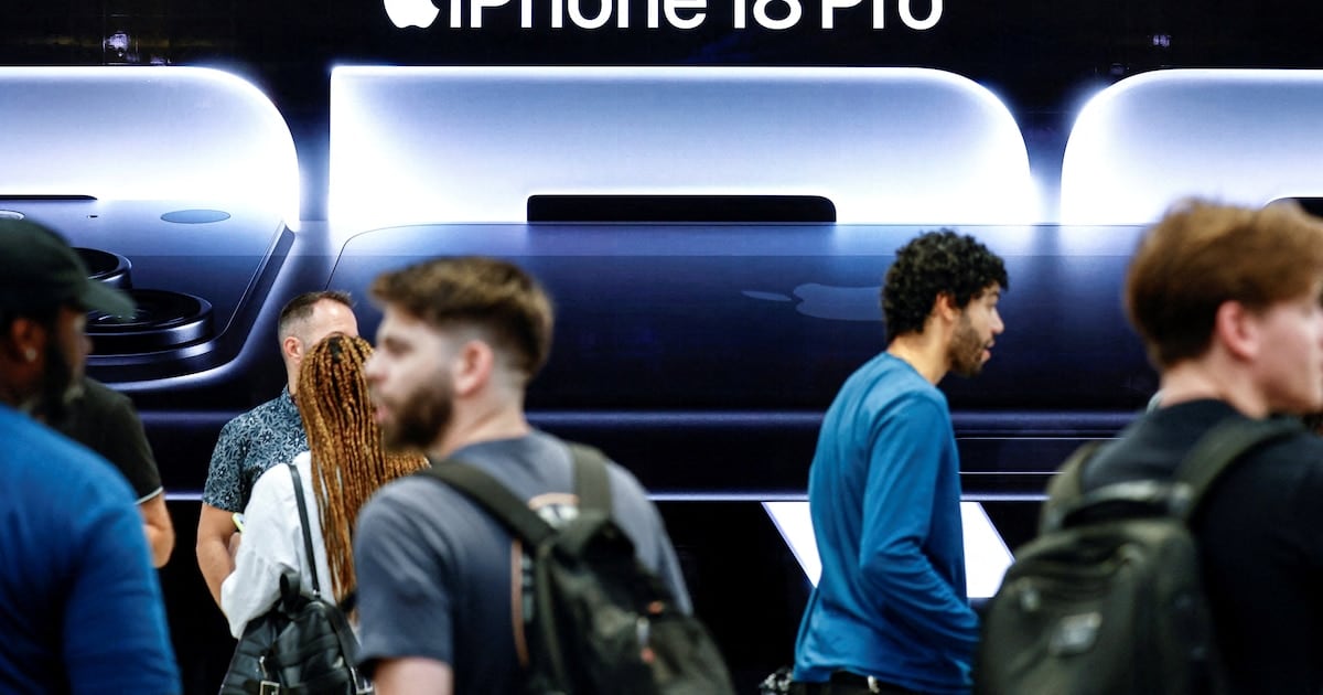 El iPhone 18 Pro llegó cien dólares más caro y la culpa, según Apple, la tiene la inteligencia artificial