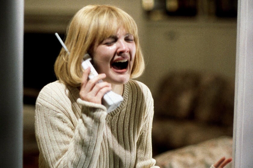 A treinta años de Scream, el truco con el que Wes Craven rompió a Drew Barrymore antes del primer corte