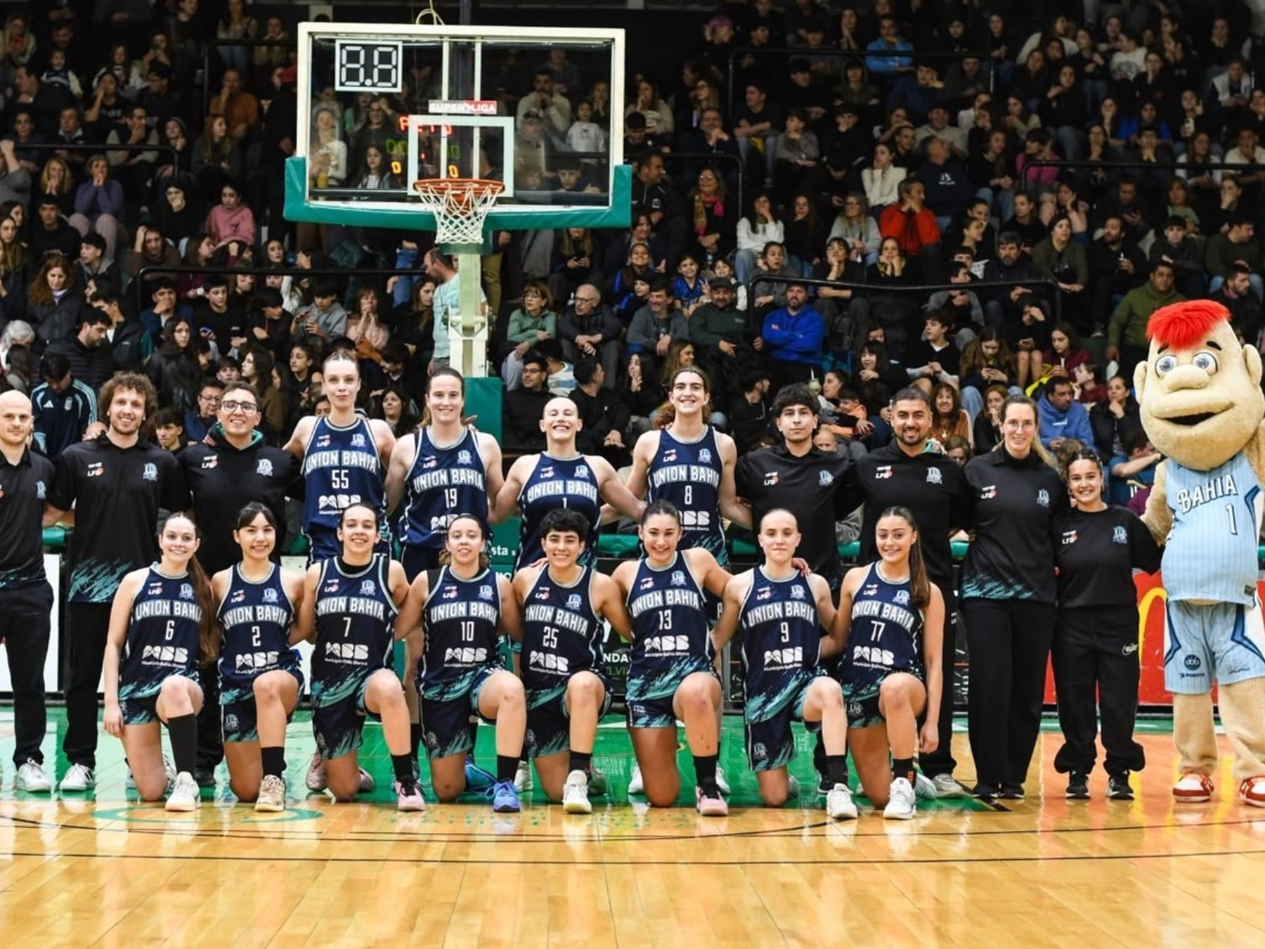Bahía Blanca vuelve a la elite: 41 años después, pero con las mujeres en la cancha