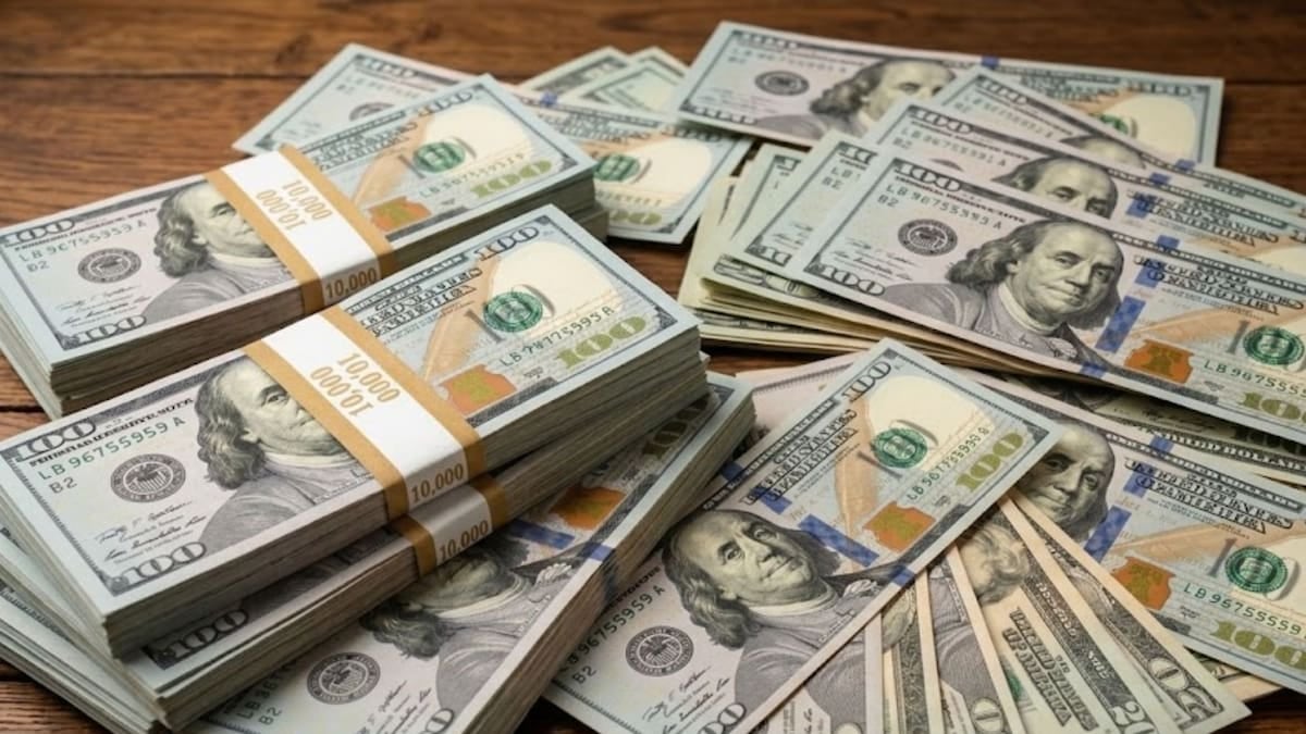 Dólar blue y oficial terminaron a sólo veinte pesos de diferencia en el arranque de la semana