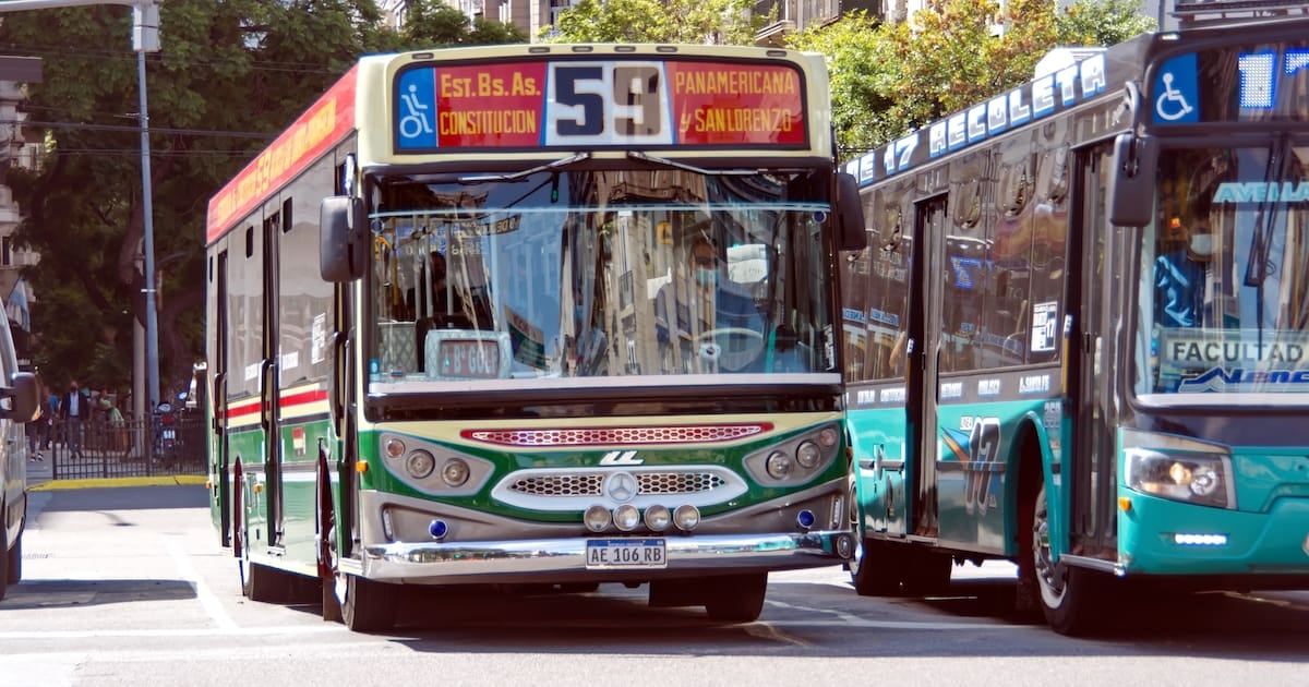Colectivos del AMBA: cuánto sale viajar de noche desde ahora y por qué se reduce a la mitad la frecuencia
