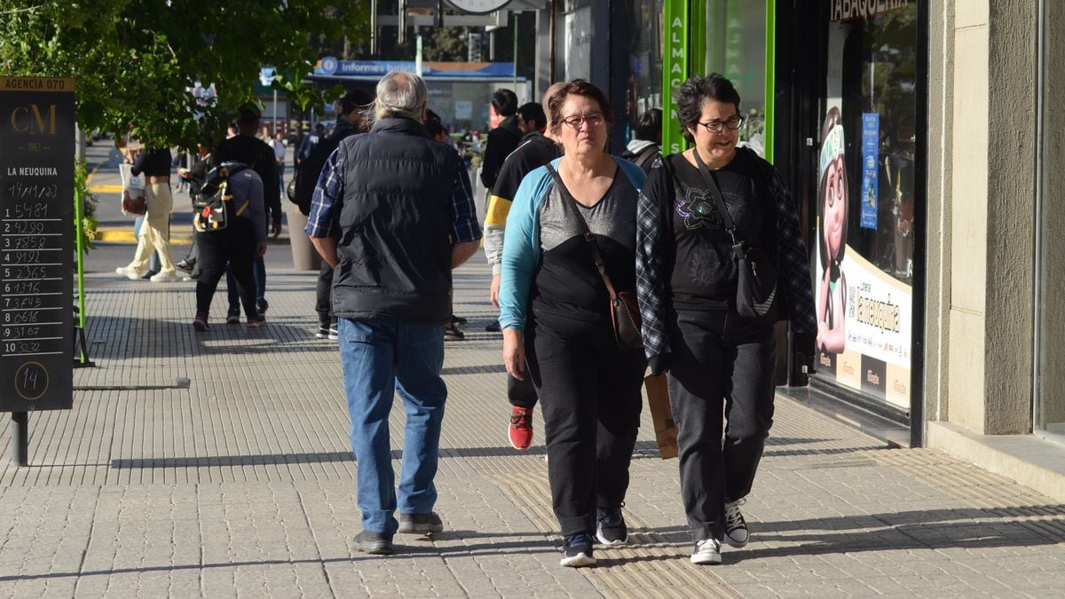 Lía de Neuquén se subió a la promoción con tarjeta y pagó 75.000 pesos por un regalo que el año pasado había costado la mitad