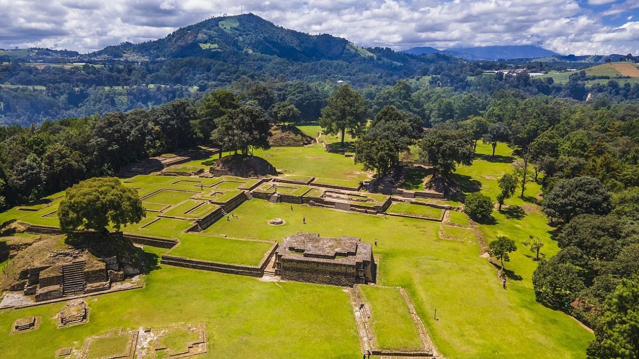 Guatemapa: volcanes, mayas y café en un país que cabe en una provincia