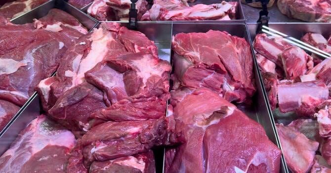 La carne de cerdo fresca|gfue|el mejor mes de septiembre y los chacinados profundizan su caída