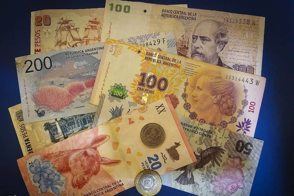 El dólar arranca el lunes en $1.500 y la inflación mensual alcanza el 1,9%