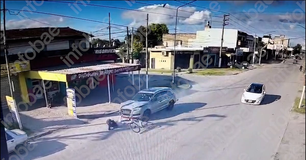 Guernica: detuvieron al conductor de una camioneta que atropelló a un adolescente durante una presunta picada