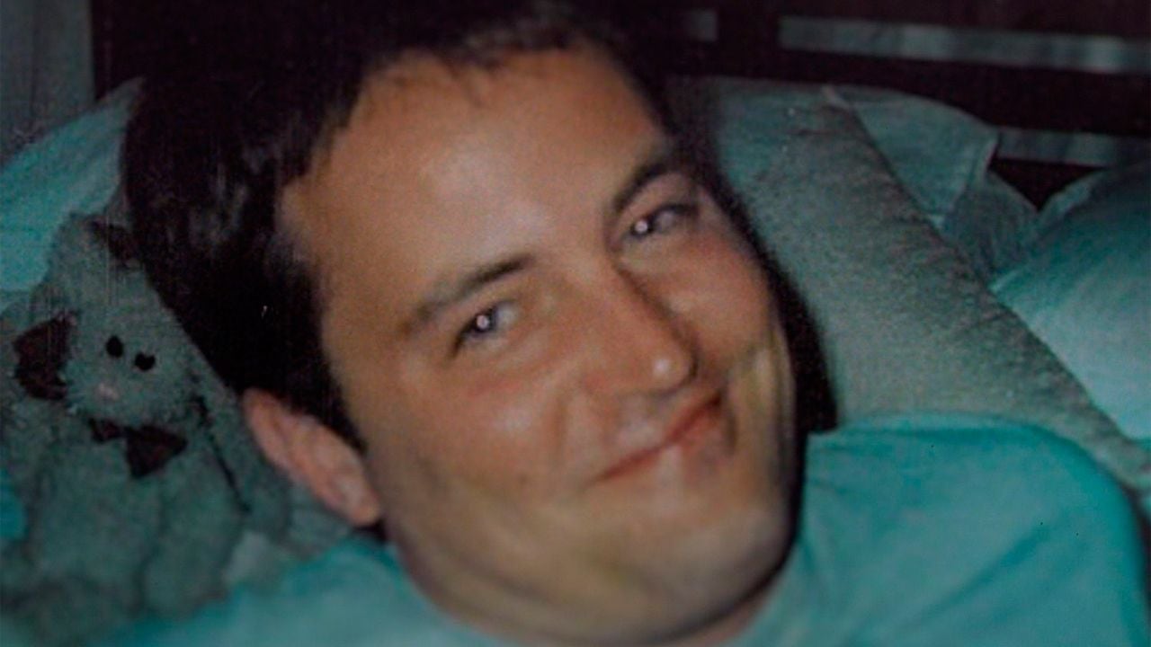 Matthew Perry, más allá de Chandler: un documental reconstruye su lucha contra las adicciones